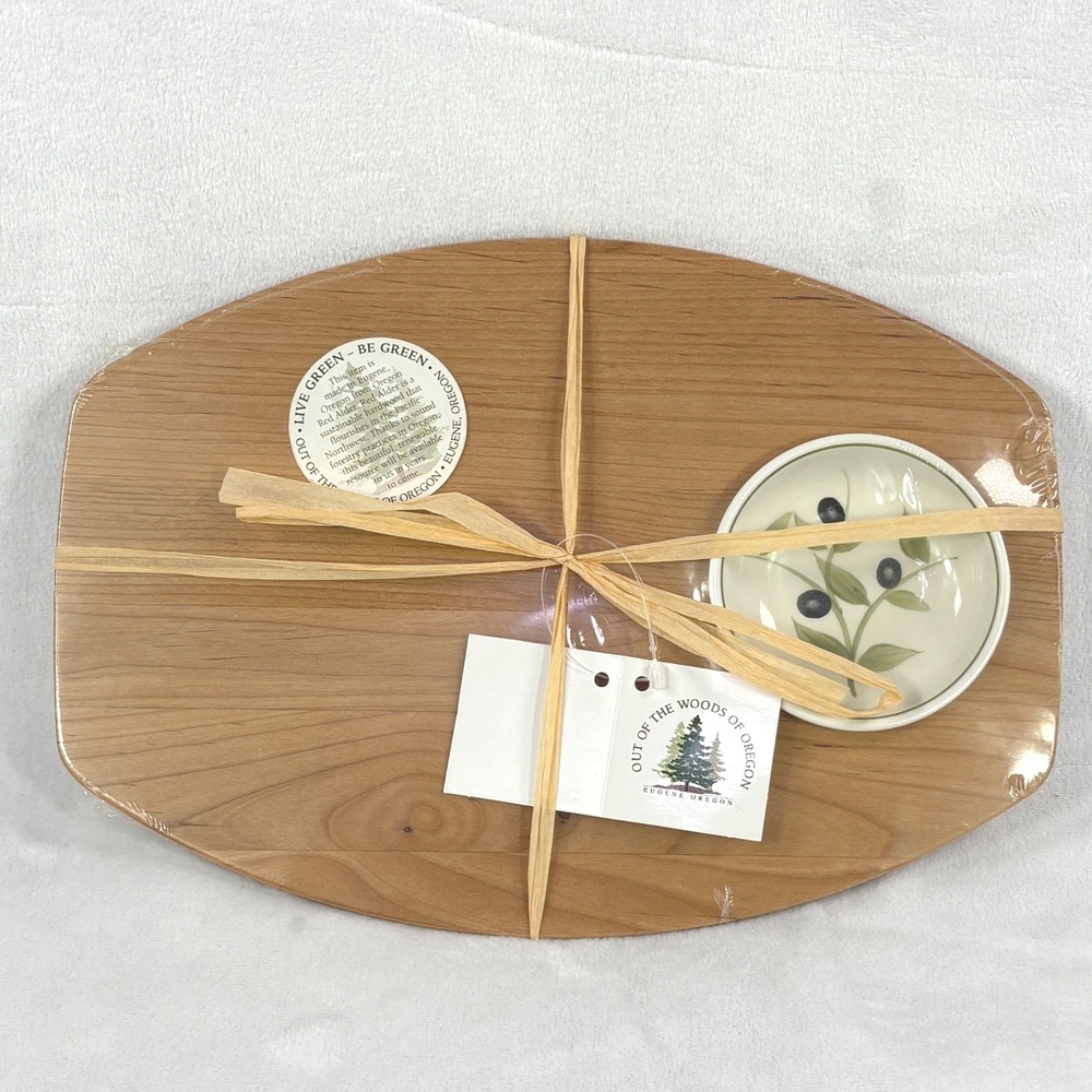 Out of the Woods of Oregon Red Alder Wood Bread & Oil Board w/ Ceramic Bowl NEW